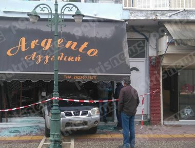 «Ντου» με αγροτικό σε κοσμηματοπωλείο στην Γαστούνη! (φωτό)